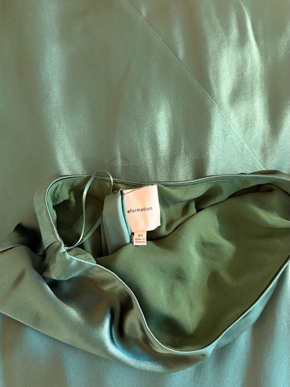 Reformation Oren Silk Dress In Forest, NWOT, NEVER WORN, NO FLAWS. - Picture 11 of 12